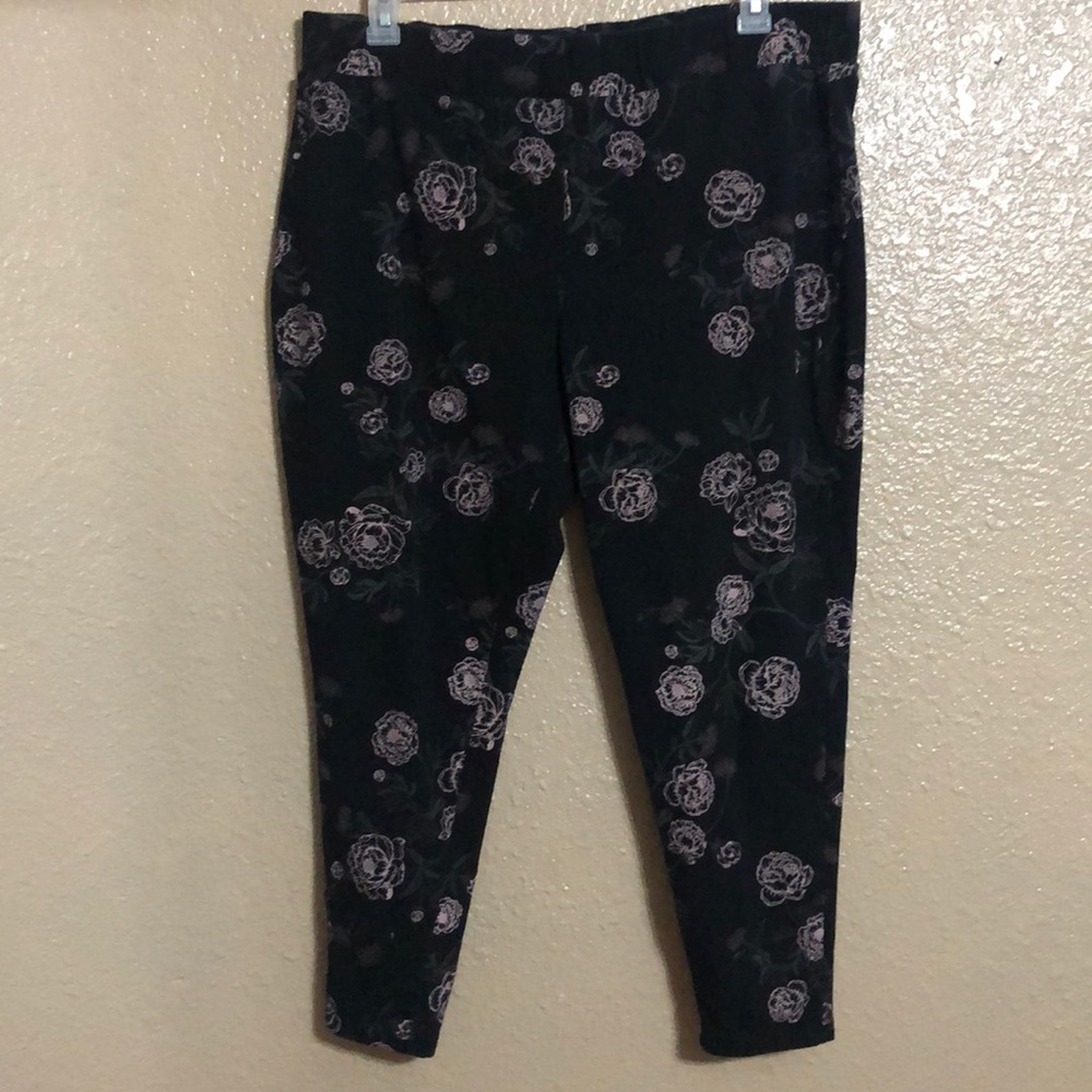Flower Leggings - Torrid - Size 4